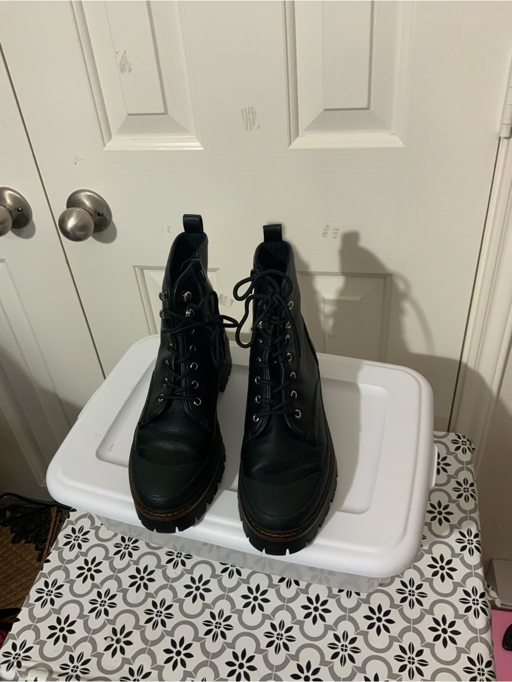 NWOT Giani Bernini Janessa Memory Foam Womens Combat Boot Black Leather